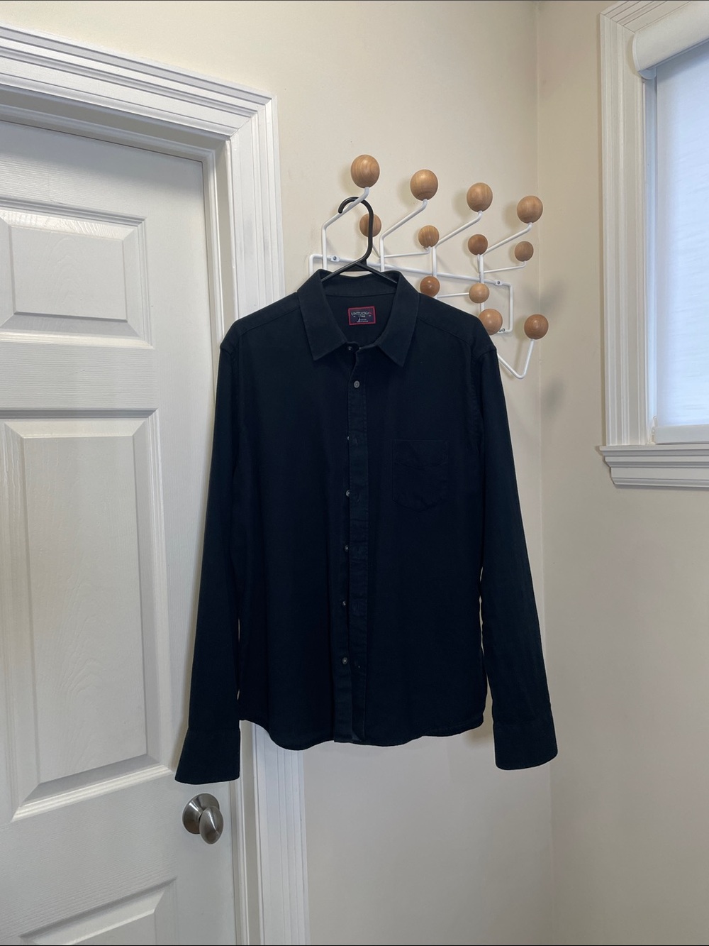 Untuckit - Classic Button Down Long Sleeve Shirt - Black - XL